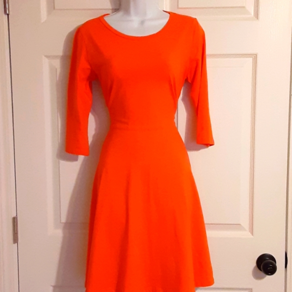 Dress with 3/4 sleeve